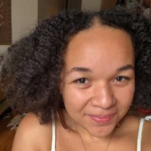 Meet your Posher, Zoe